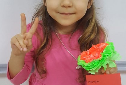 8 MART DÜNYA KADINLAR GÜNÜ